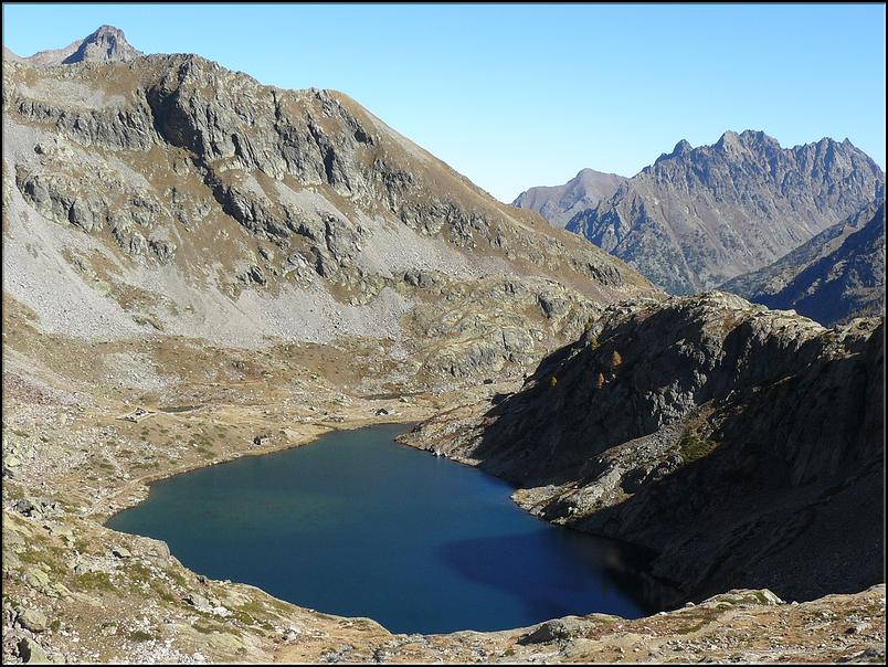 Les lacs inférieurs de Valscura et l'Argentera dans le fond