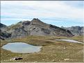 P1030144 Les lacs de l'Estrop (2519 m) et le Rocher Grande (2752 m)