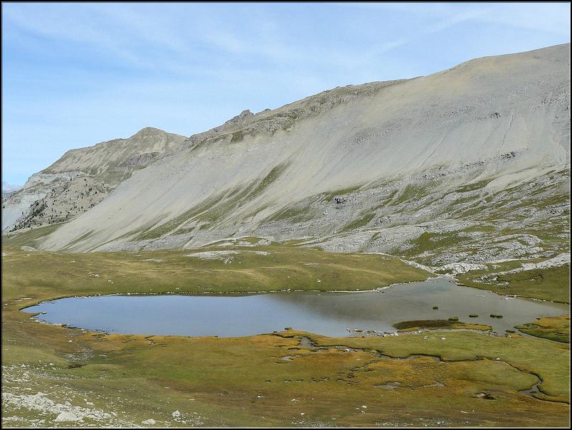P1030146 Le lac supérieur de Privola (2333 m)