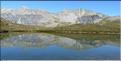 Le lac Salso-Moreno (2250 m). Au centre, le Pas de la Cavalle (2671 m)
