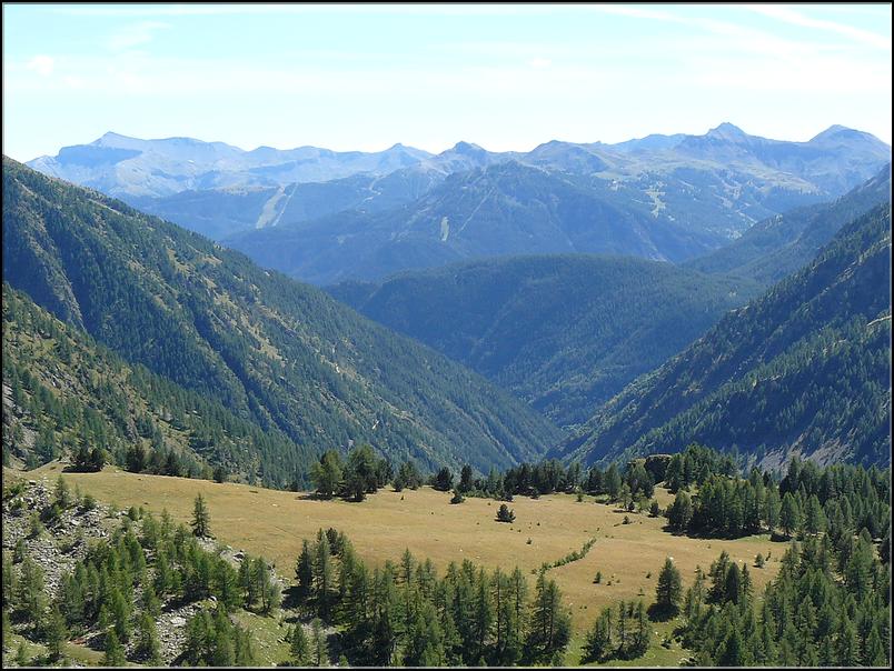 Sur le chemin du retour, vue sur le Plateau de Morgon