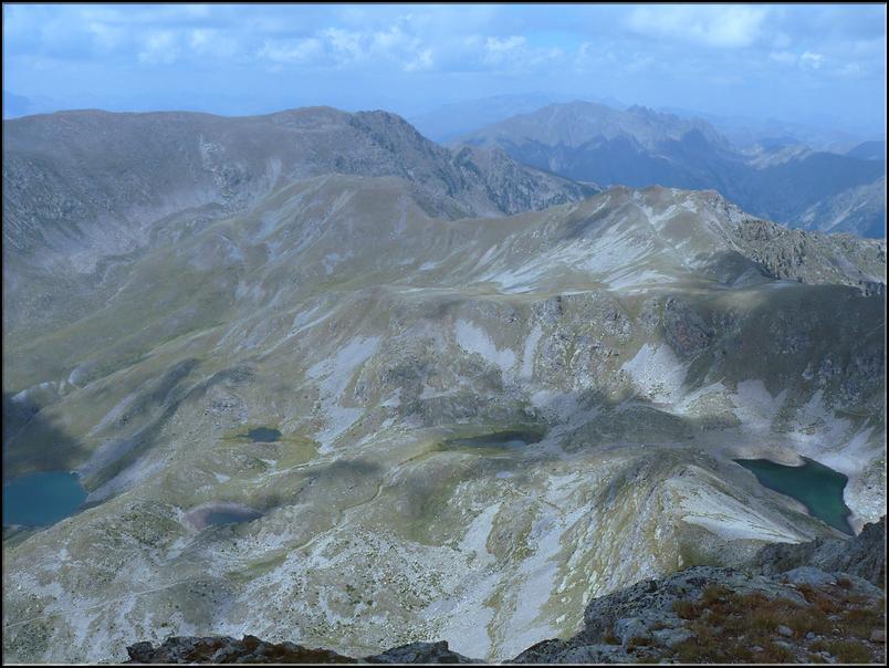 du mont Pépoiri vue sur les lacs des Millefonts